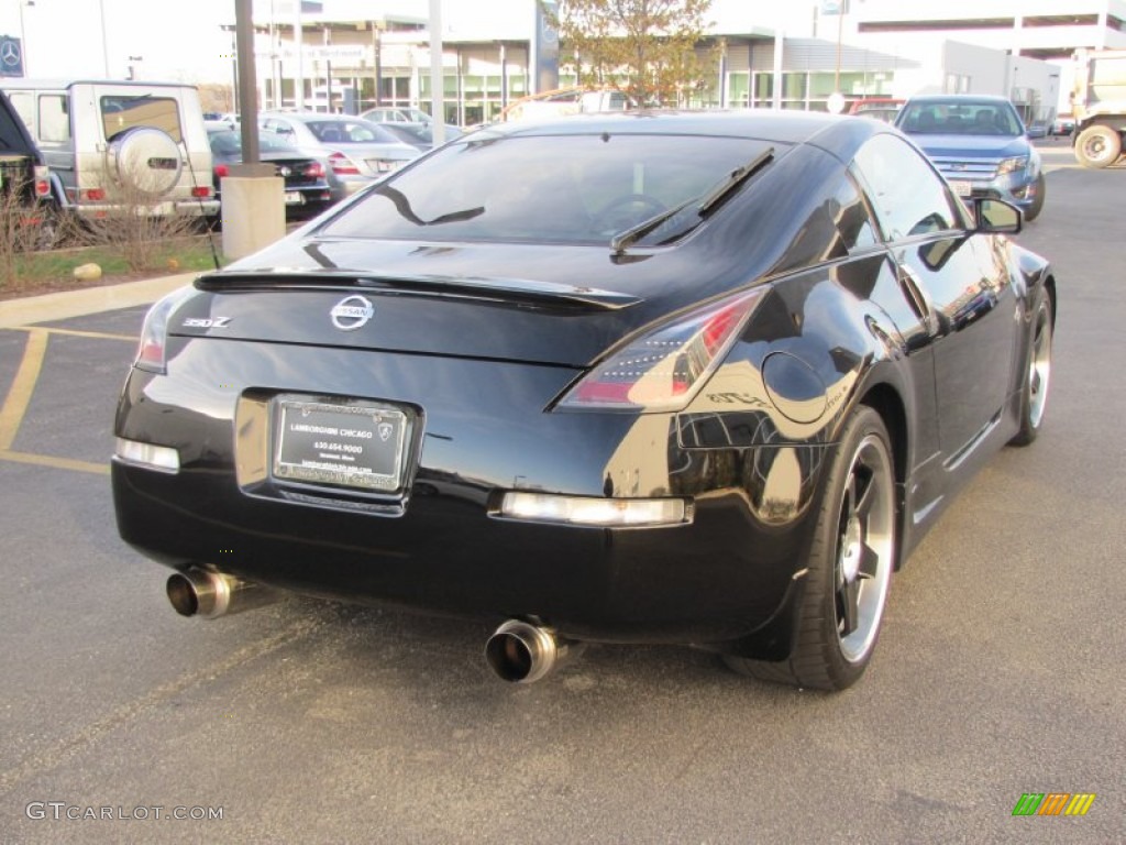 2004 350Z Touring Coupe - Super Black / Charcoal photo #12
