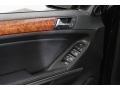 Black - GL 450 4Matic Photo No. 16