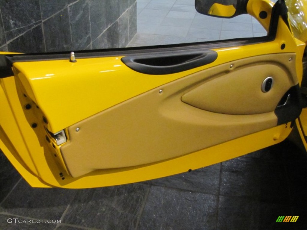 2009 Lotus Elise SC Supercharged Magnolia Door Panel Photo #57185934