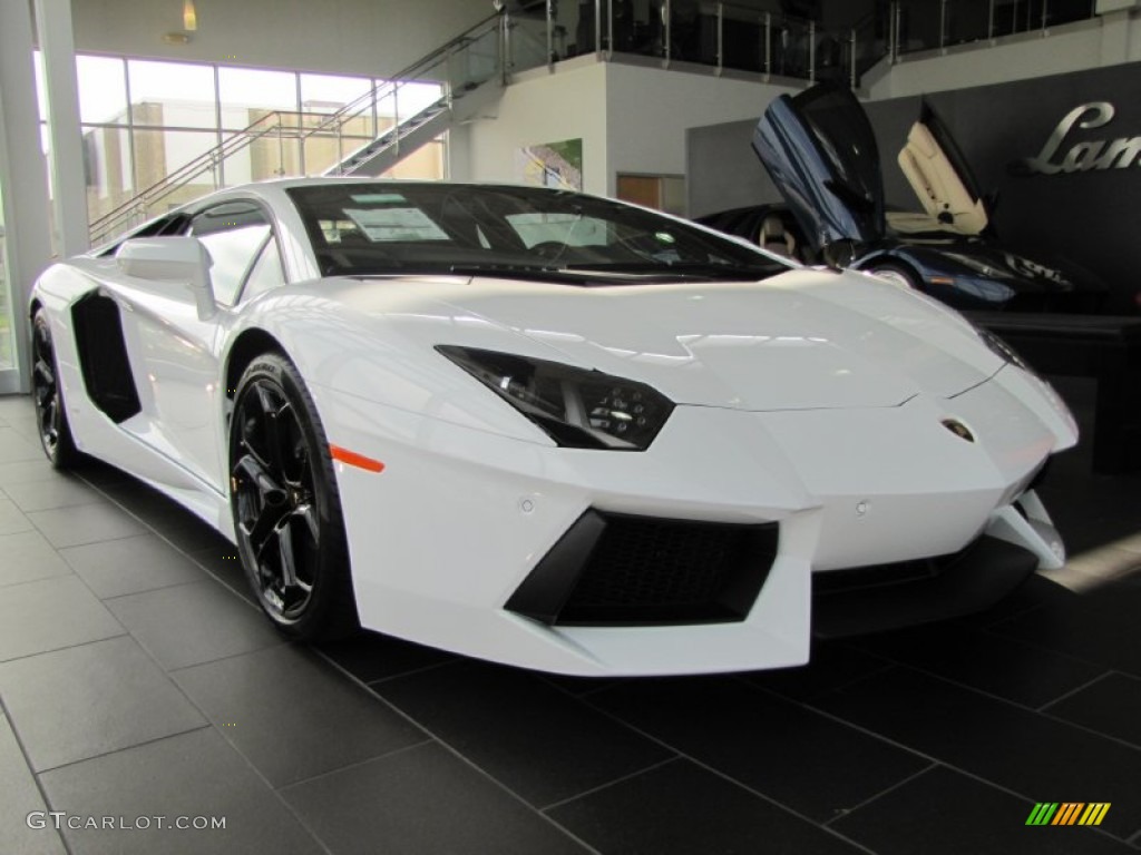 Bianco Isis 2012 Lamborghini Aventador LP 700-4 Exterior Photo #57186886