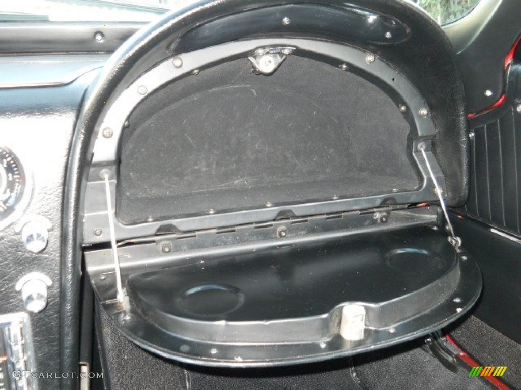 1964 Chevrolet Corvette Sting Ray Coupe Controls Photo #57191370