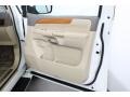 Tuscan White Pearl - QX 56 4WD Photo No. 13