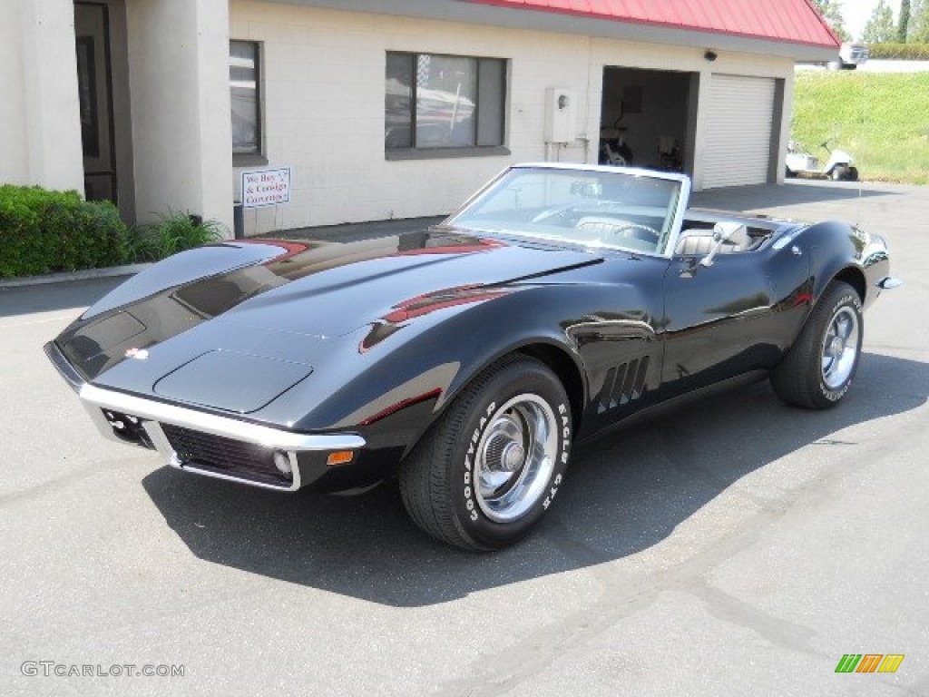Tuxedo Black 1968 Chevrolet Corvette Convertible Exterior Photo #57192450