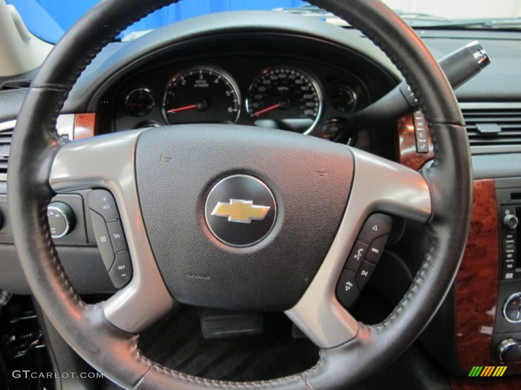 2009 Chevrolet Avalanche LTZ 4x4 Ebony Steering Wheel Photo #57193480