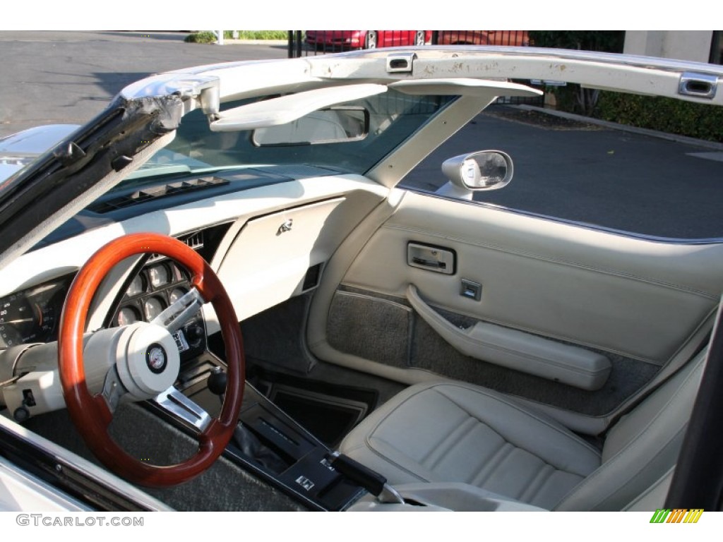 Silver Interior 1978 Chevrolet Corvette Coupe Photo #57193513