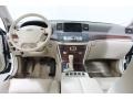 Moonlight White - M 35x AWD Sedan Photo No. 6