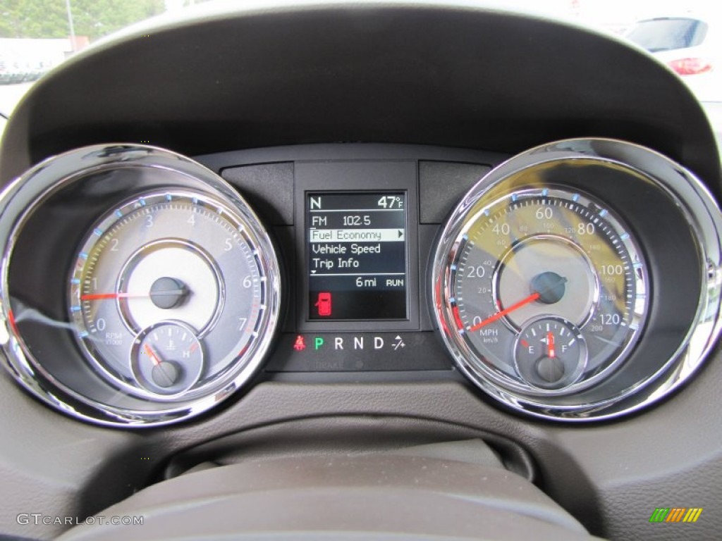2012 Chrysler Town & Country Limited Gauges Photo #57198745