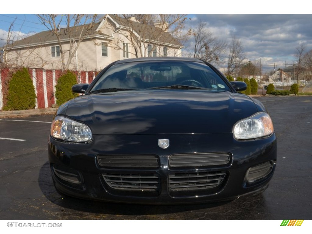 2002 Stratus SE Coupe - Black / Black/Beige photo #2