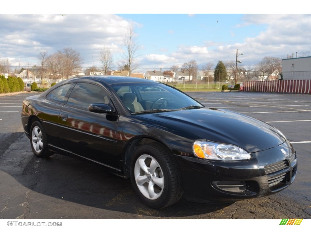 2002 Stratus SE Coupe - Black / Black/Beige photo #3