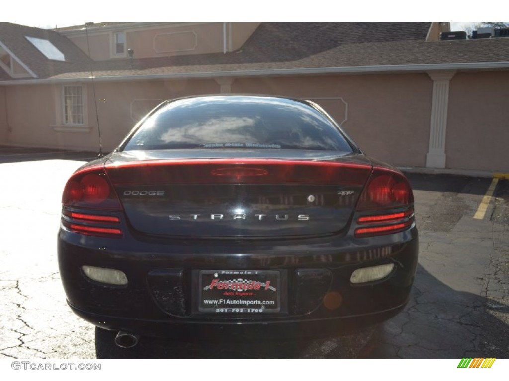 2002 Stratus SE Coupe - Black / Black/Beige photo #6