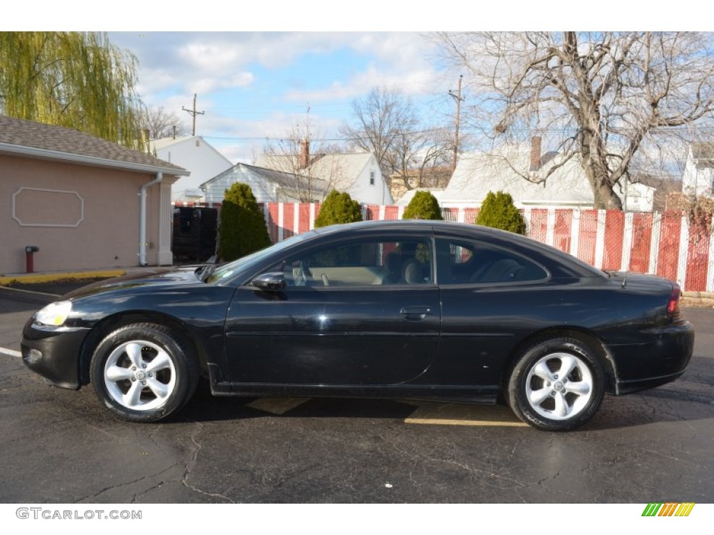 2002 Stratus SE Coupe - Black / Black/Beige photo #8