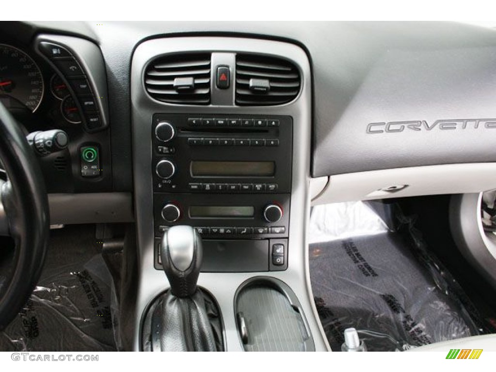 2006 Chevrolet Corvette Convertible Controls Photo #57201946