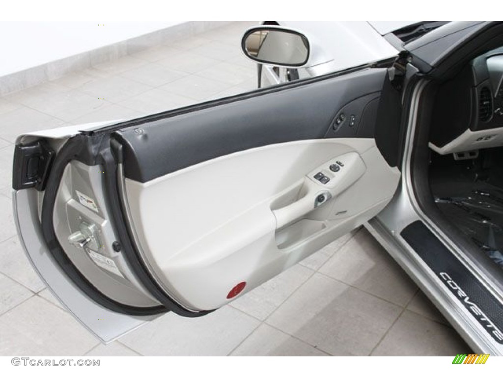 2006 Chevrolet Corvette Convertible Titanium Gray Door Panel Photo #57201994