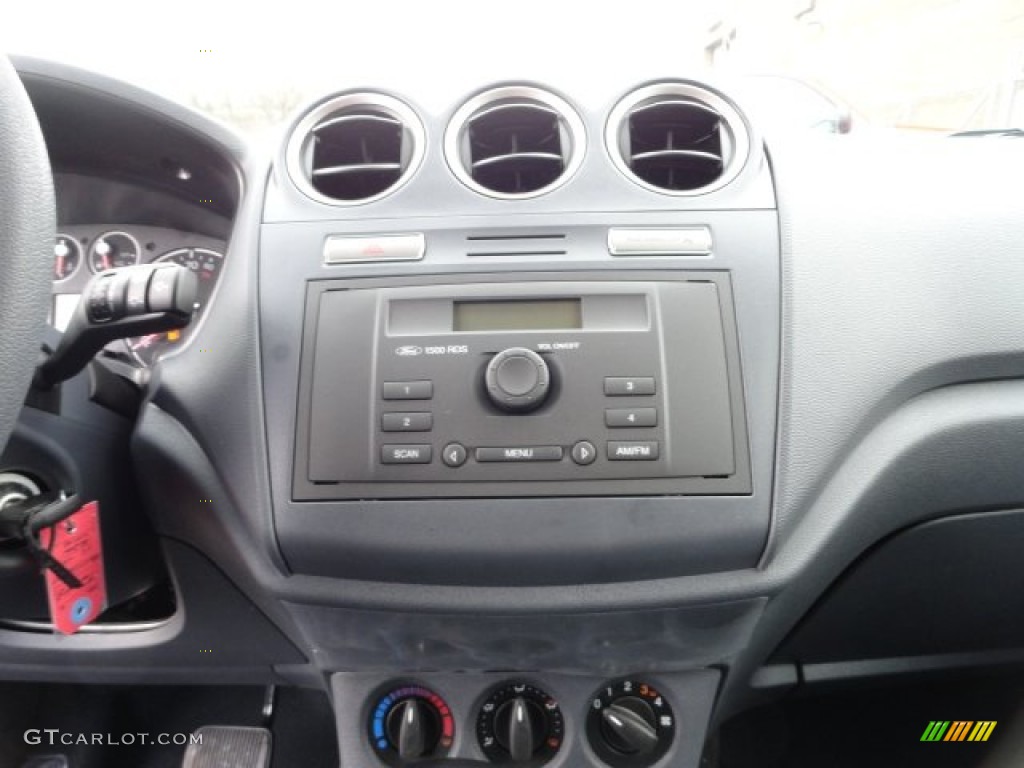 2012 Ford Transit Connect XL Van Controls Photo #57204730
