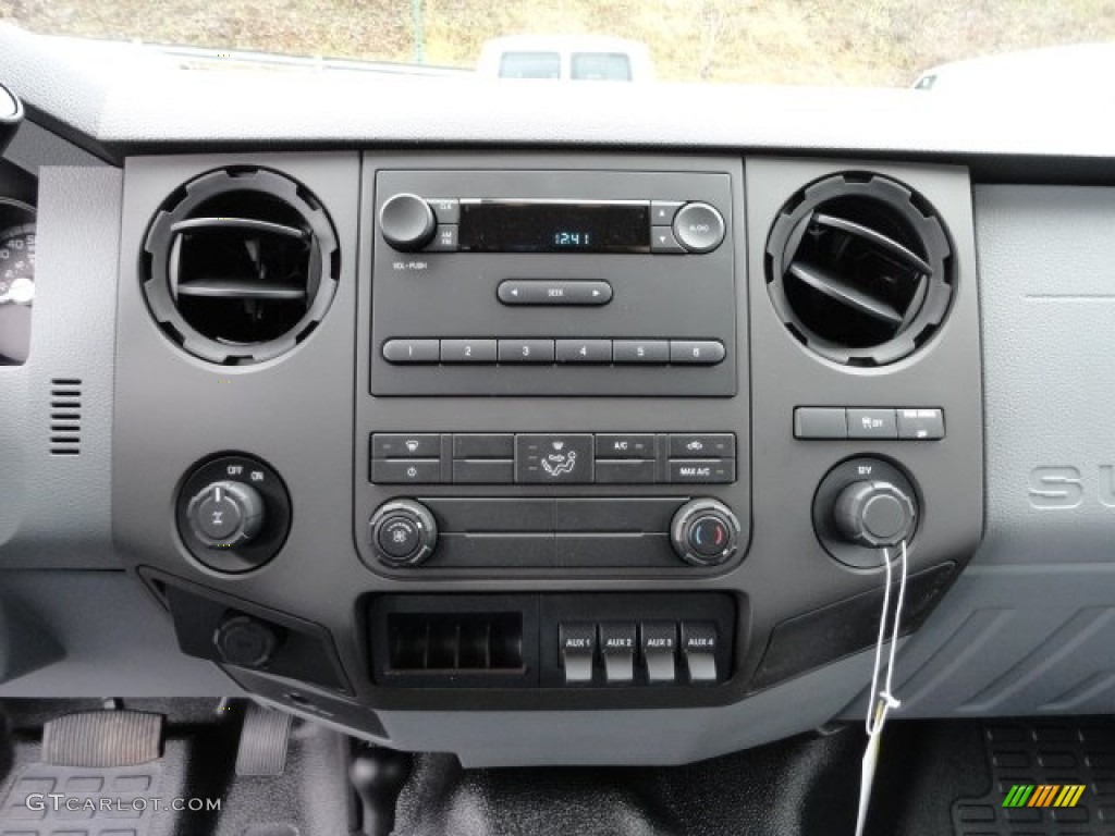 2012 Ford F250 Super Duty XL SuperCab 4x4 Controls Photo #57204865