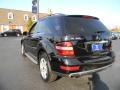 Black - ML 350 4Matic Photo No. 4