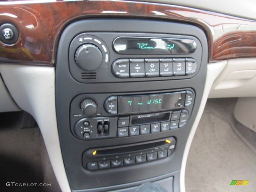 2003 Chrysler 300 M Sedan Controls Photo #57209115