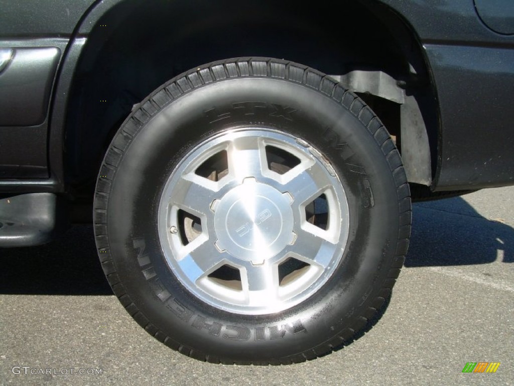 2004 Yukon SLT 4x4 - Carbon Metallic / Pewter/Dark Pewter photo #16