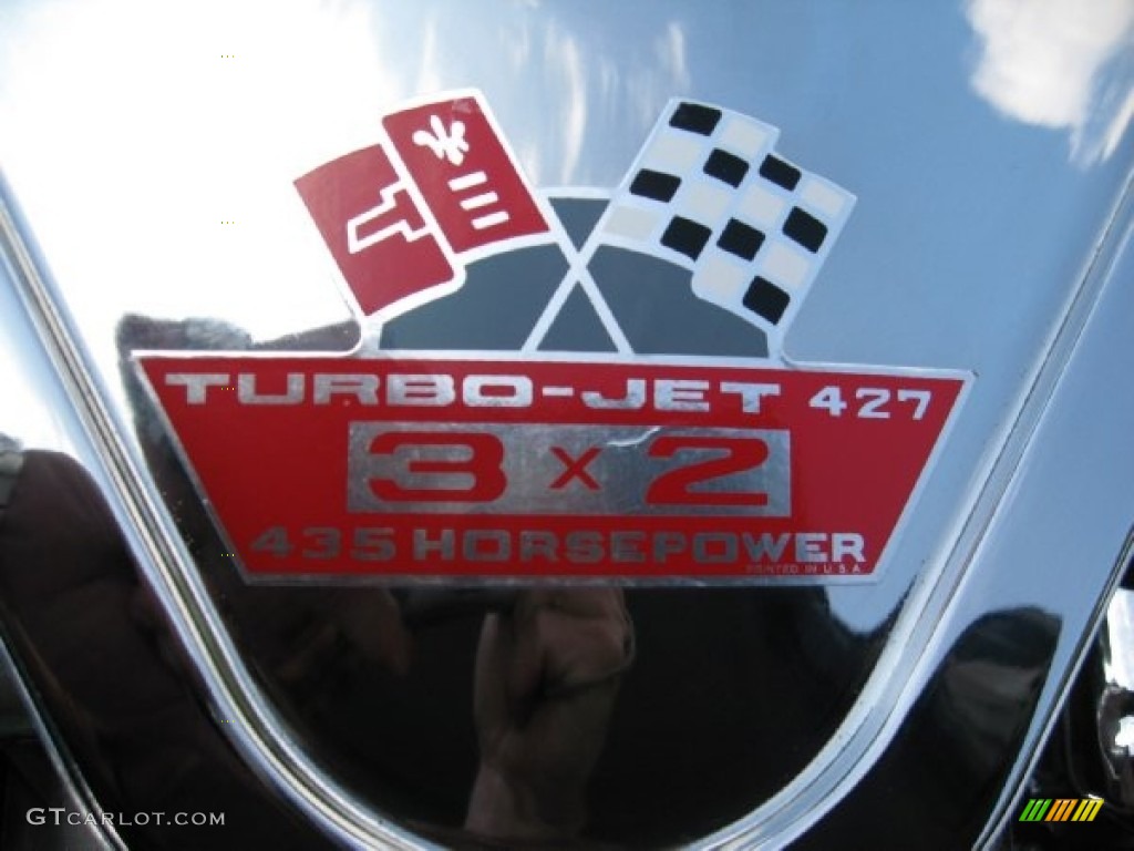 1969 Chevrolet Corvette Coupe Marks and Logos Photos