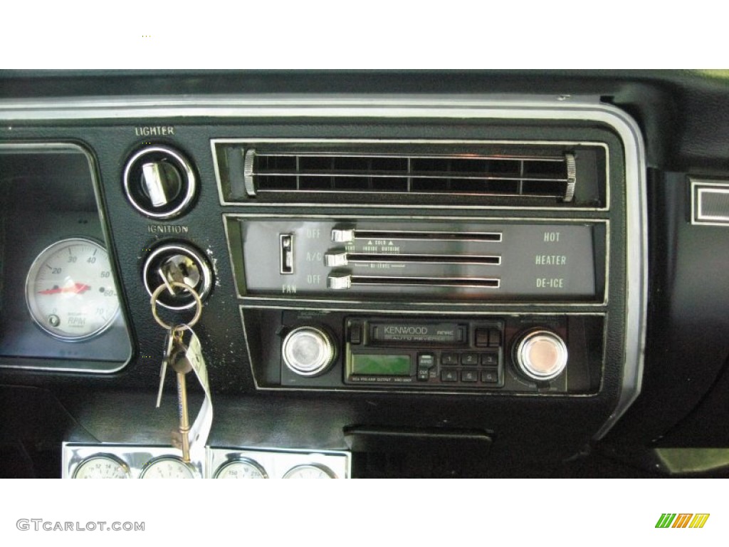1968 Chevrolet Chevelle SS 396 Sport Coupe Controls Photo #57215341