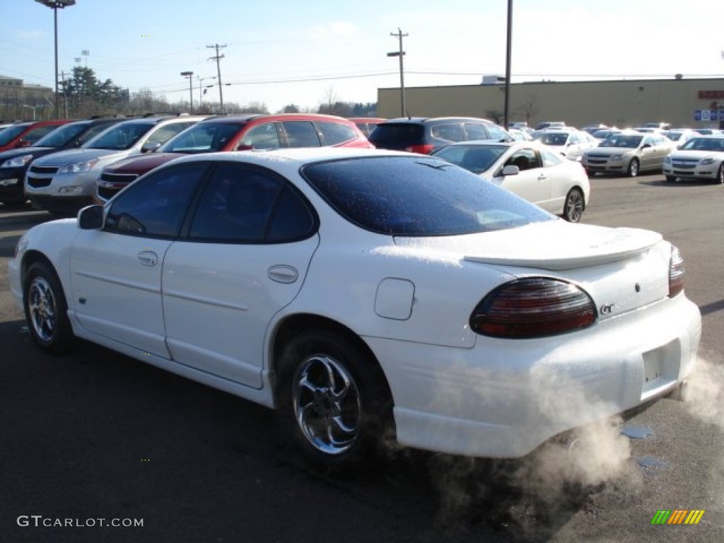 1999 Grand Prix GT Sedan - Arctic White / Graphite photo #4