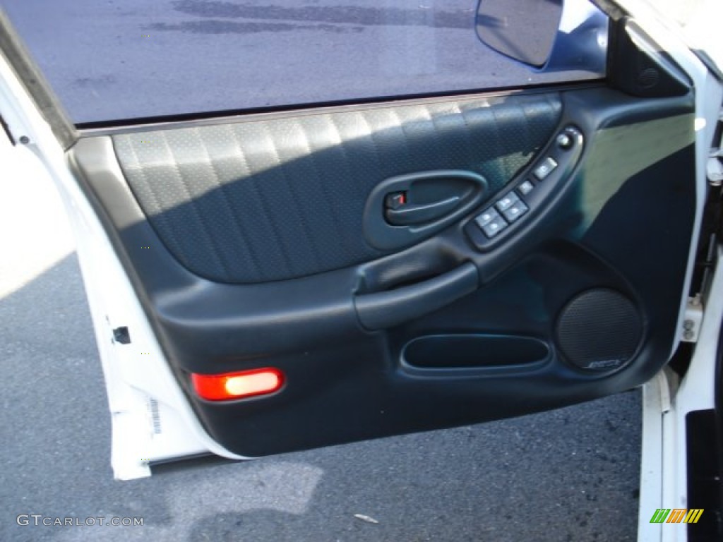 1999 Grand Prix GT Sedan - Arctic White / Graphite photo #9