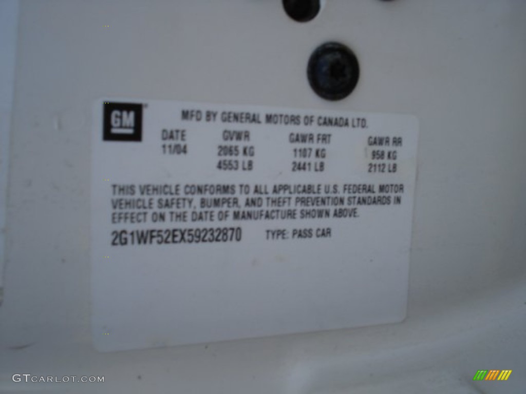 2005 Impala  - White / Medium Gray photo #15