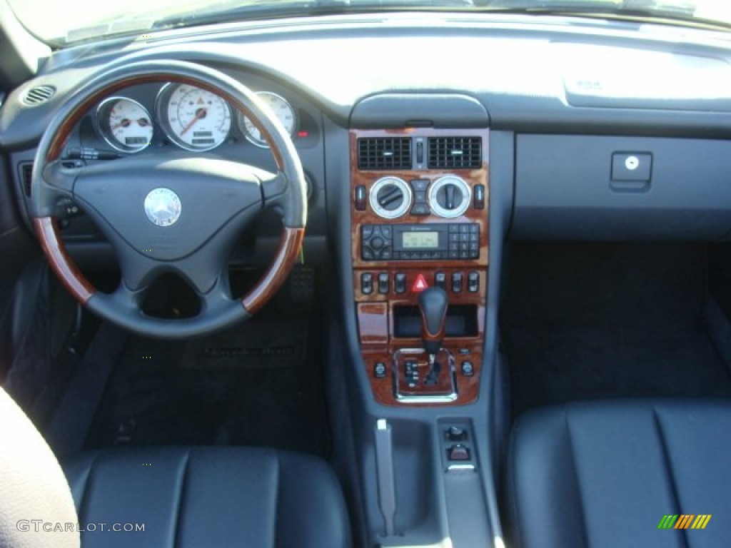 2001 SLK 320 Roadster - Black / Charcoal Black photo #17