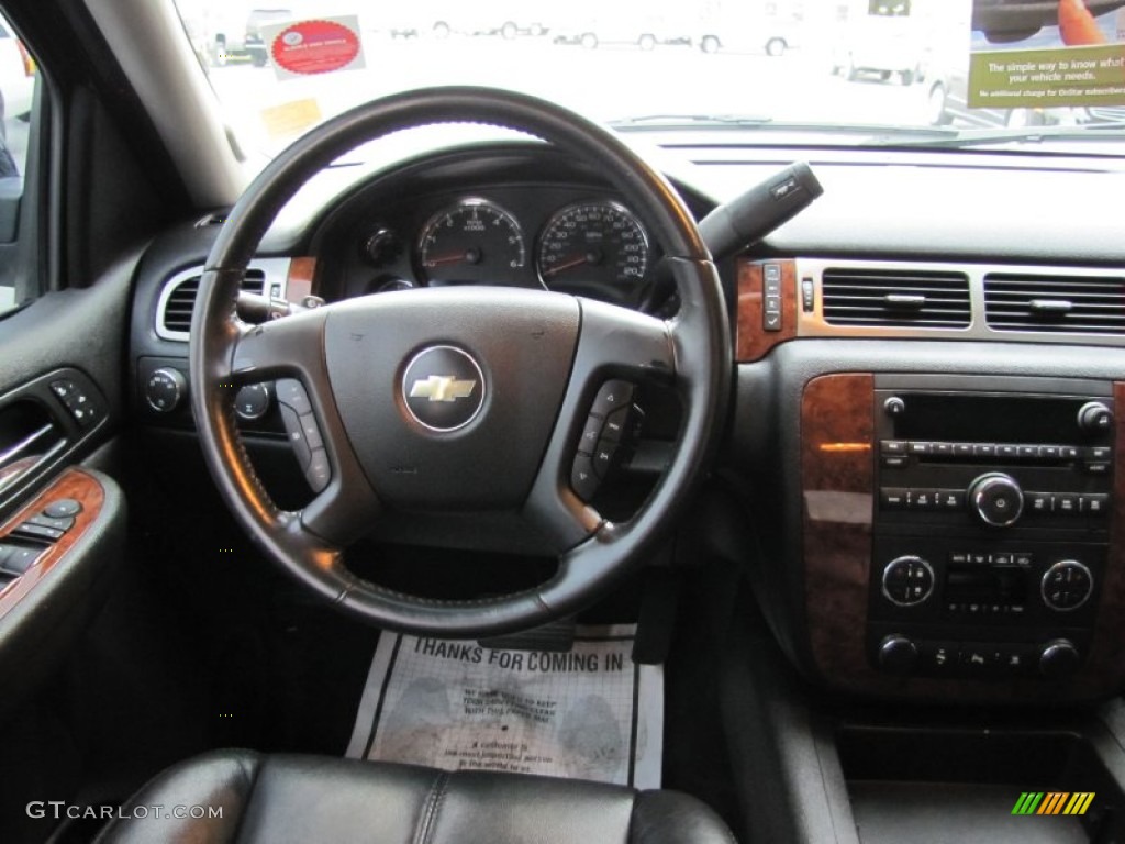 2007 Chevrolet Avalanche LT 4WD Ebony Dashboard Photo #57221704