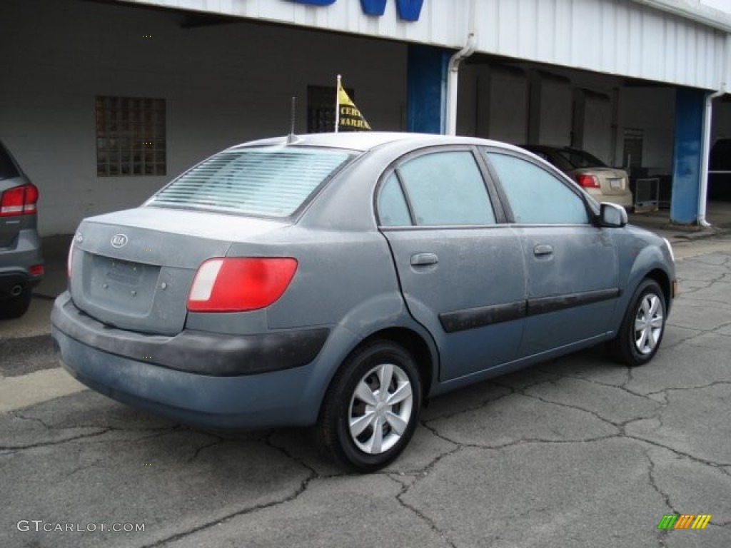 2006 Rio Sedan - Olive Gray / Beige photo #8