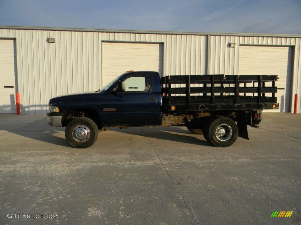 2002 Ram 3500 SLT Regular Cab Dually Stake Truck - Patriot Blue Metallic / Agate photo #3