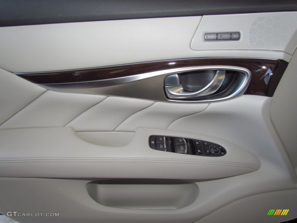 2011 Infiniti M 37 S Sedan Graphite Door Panel Photo #57232937