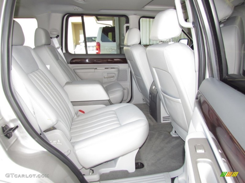 Dove Grey Interior 2004 Lincoln Aviator Luxury Photo #57233693