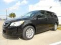 2012 Nocturne Black Metallic Volkswagen Routan SE  photo #3