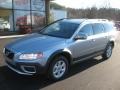 2012 Electric Silver Metallic Volvo XC70 3.2  photo #2