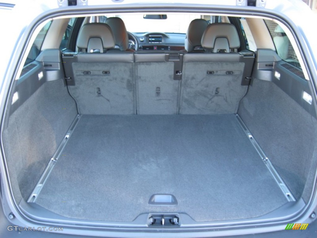 2012 Volvo XC70 3.2 Trunk Photo #57235985