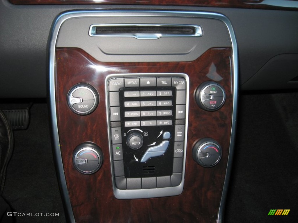 2012 Volvo XC70 3.2 Controls Photo #57236114