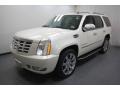 White Diamond - Escalade AWD Photo No. 4