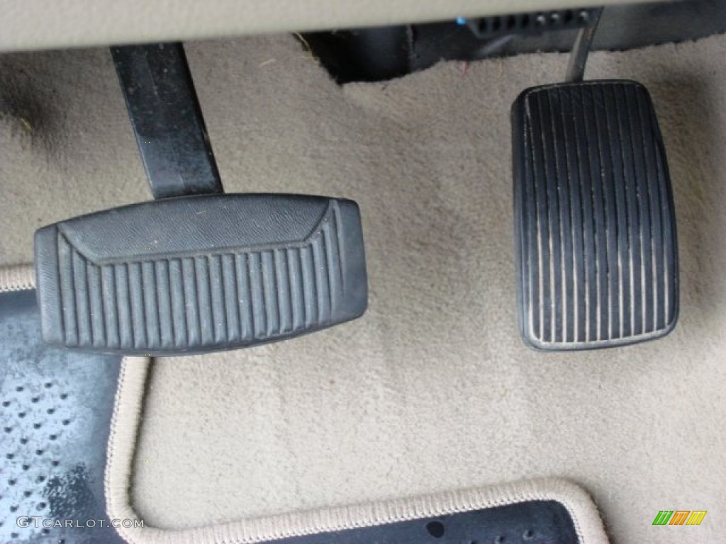 2004 F150 XLT SuperCab 4x4 - Arizona Beige Metallic / Tan photo #25