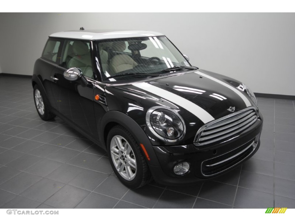 Midnight Black Metallic Mini Cooper