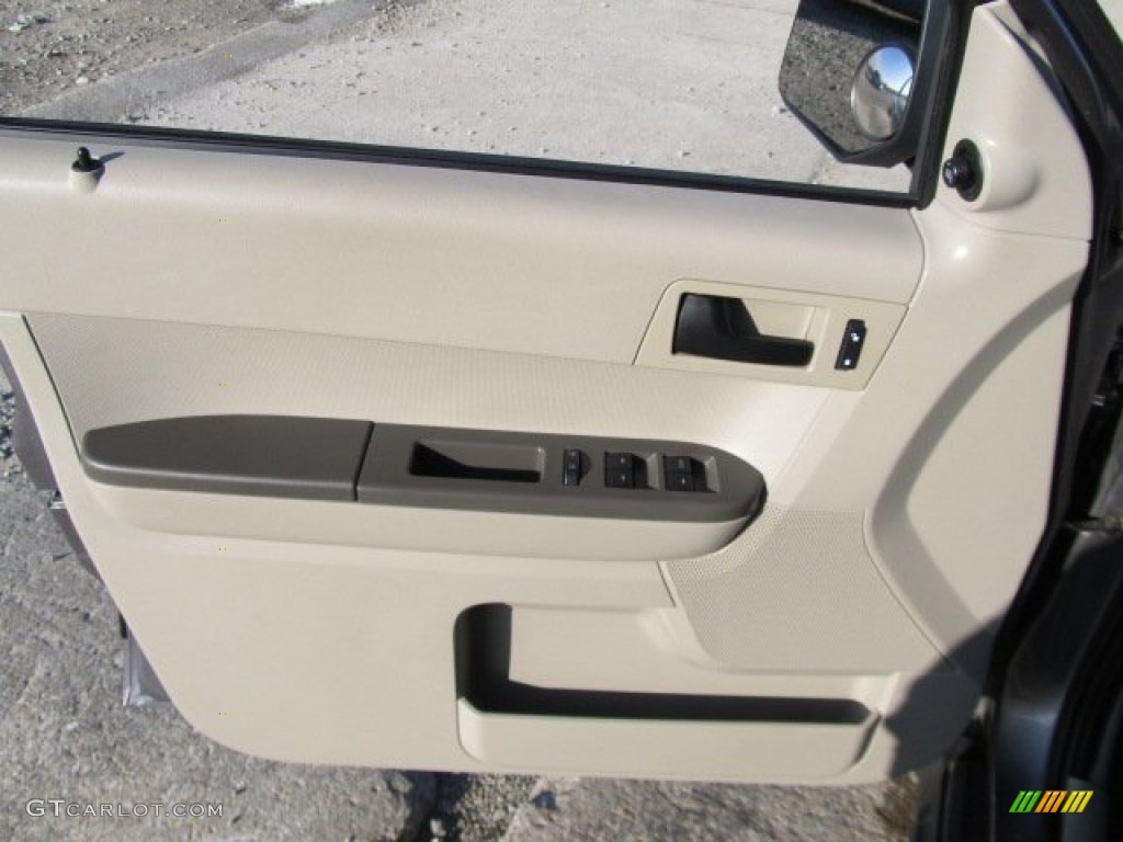 2009 Ford Escape XLS Stone Door Panel Photo #57246731