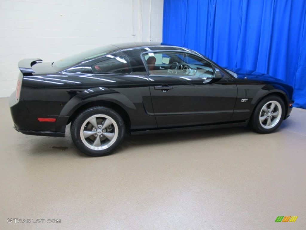 2005 Mustang GT Premium Coupe - Black / Red Leather photo #10