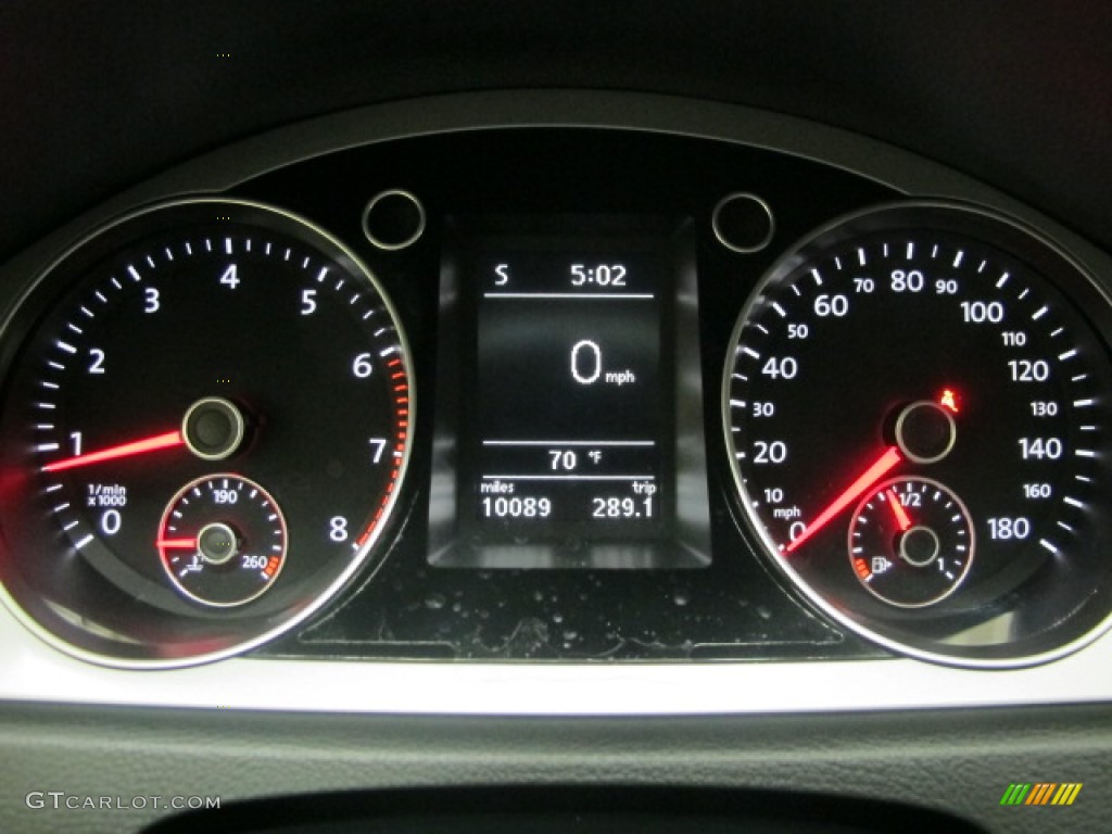 2010 Volkswagen CC Sport Gauges Photo #57248117