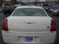 Cool Vanilla - 300 C HEMI Photo No. 15