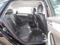 Black - Passat V6 SE Photo No. 4
