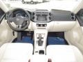 Candy White - Tiguan SE Photo No. 5