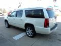 White Diamond Tricoat - Escalade ESV Premium Photo No. 4