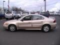 2001 Champagne Beige Metallic Pontiac Grand Am SE Sedan  photo #9