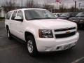 Summit White - Suburban LT 4x4 Photo No. 3