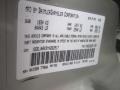 Bright Silver Metallic - Stratus SE Photo No. 24